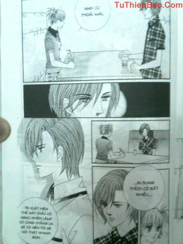 cậu ấy nhỏ hơn 1 tuổi chapter 8 4