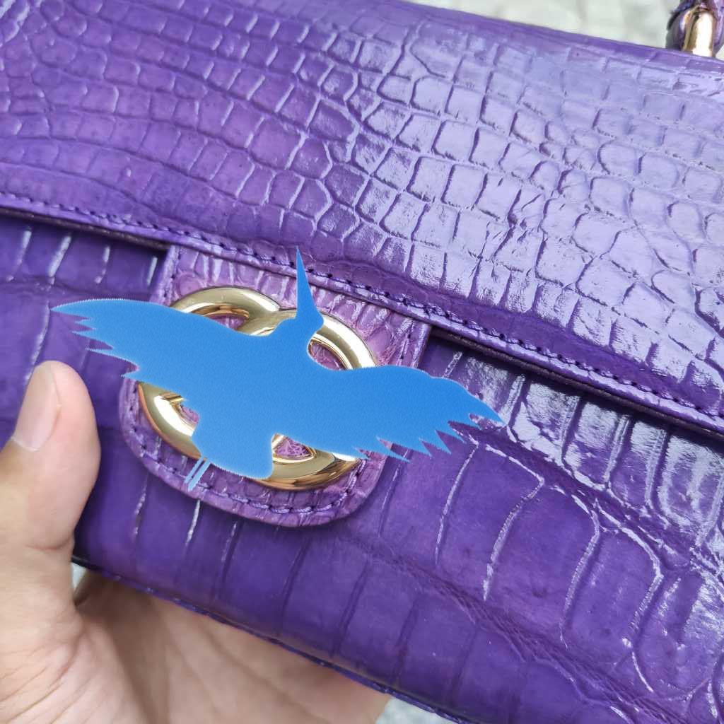 Túi dự tiệc Cá sấu màu tím chung tình. Xách tay hoặc đeo đều rất đẹp!