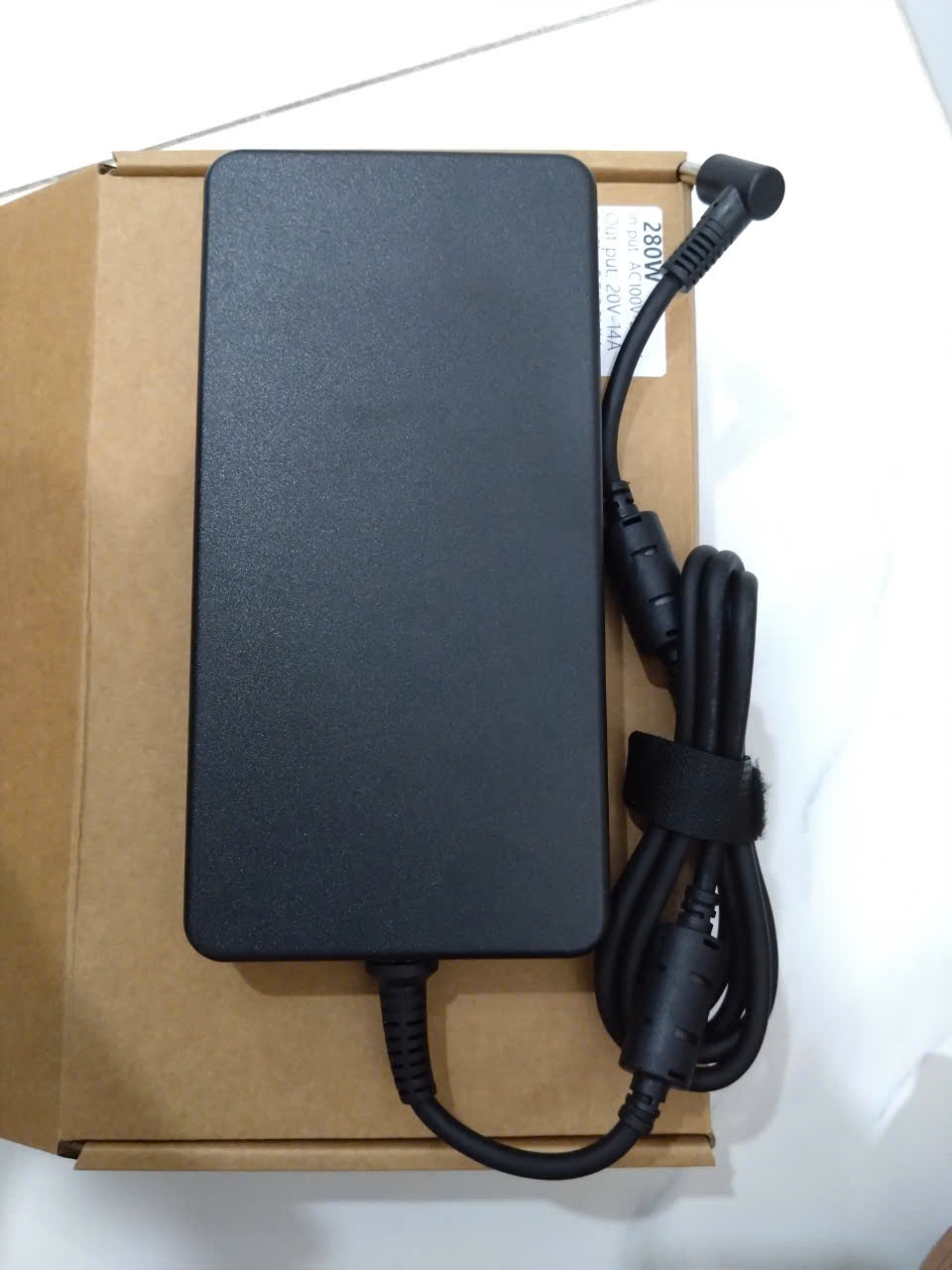 Sạc 280W 19.5V 14.36A/20V 14A Charger A18-280P1A 5.5*2.5mm Tip Power Adapter dành cho các loại Laptop PC Màn hình hàng nhập khẩu