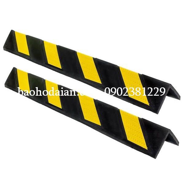 Ốp cột cao su phản quang 800mm*100*10mm