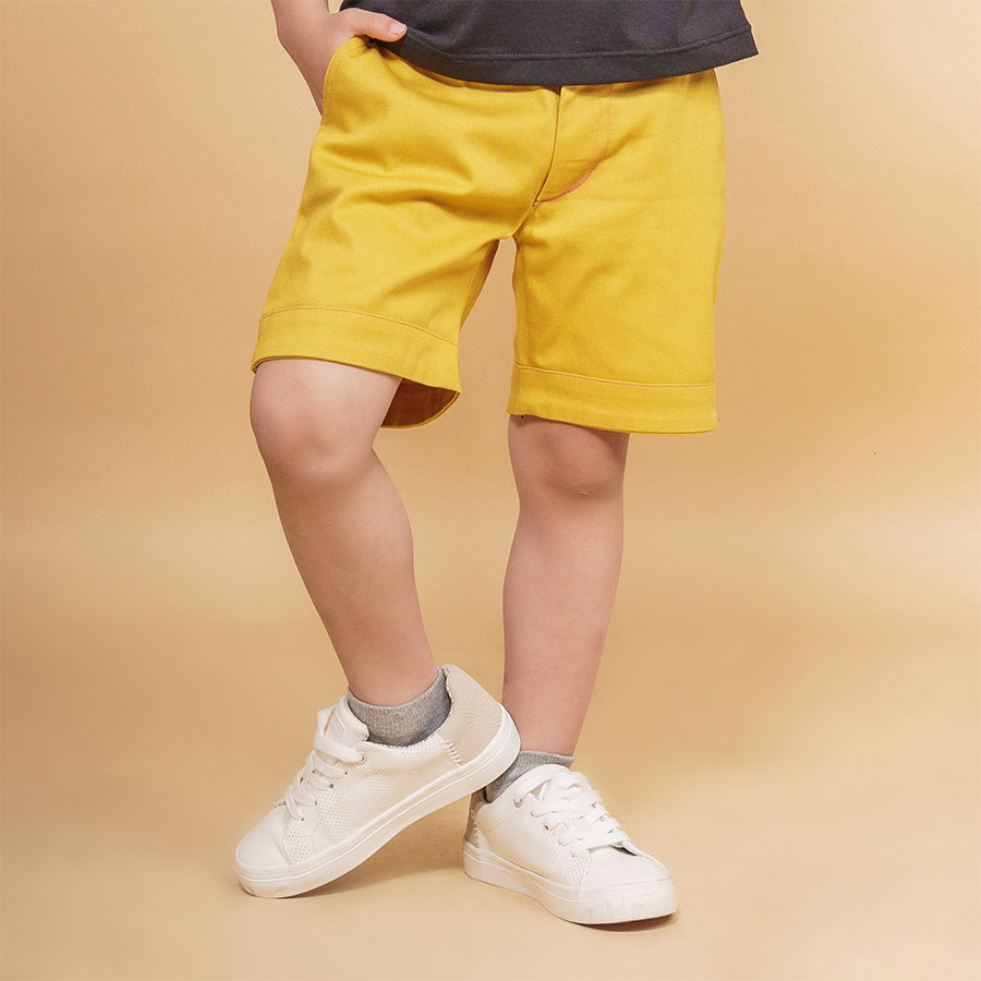 Quần short kaki Lovekids màu vàng - Size 2-3