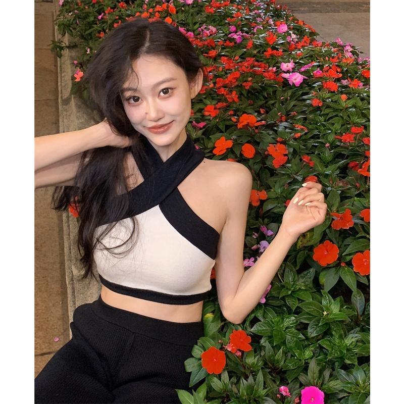 HUANG YOYO Áo croptop 2023 Áo Cổ Yếm Dệt Kim Không Tay Thời Trang Nữ