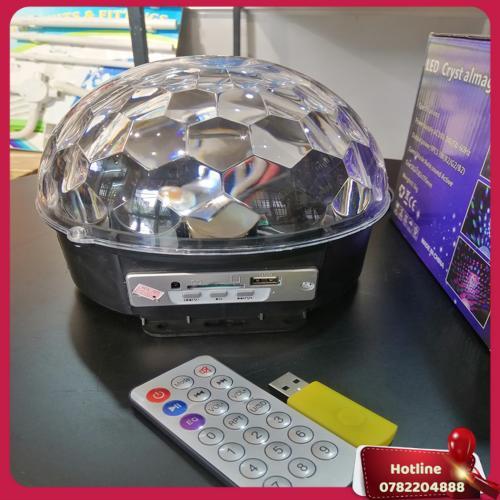 Đèn Led Cầu Quay Cảm Ứng Xoay Pha Lê 7 Màu Nhấp Nháy Theo Nhạc - Miễn Phí Vận Chuyển