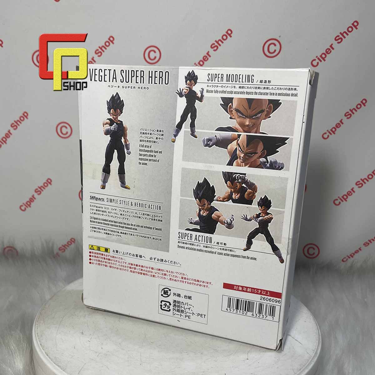 Mô hình Vegeta Có Khớp - Figure Action Vegeta Super Hero 7 viên ngọc rồng