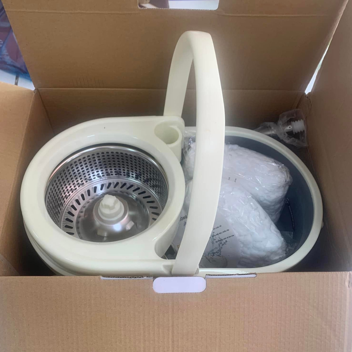 Bộ cây lau nhà cán Inox Bennix Thái Lan BN-888SM xoay 360 có bánh xe lớn