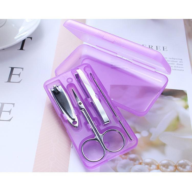 BỘ BẤM MÓNG TAY 4 MÓN hộp nhựa