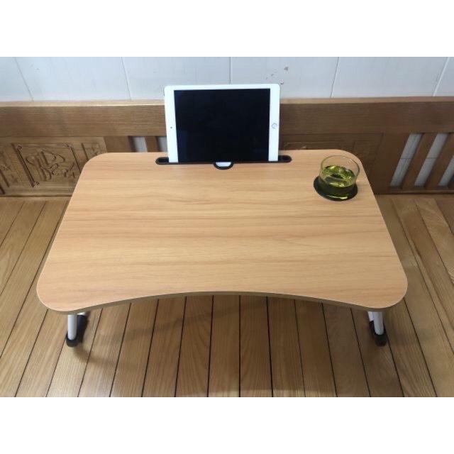 BÀN HỌC CÓ KHE CẮM IPAD