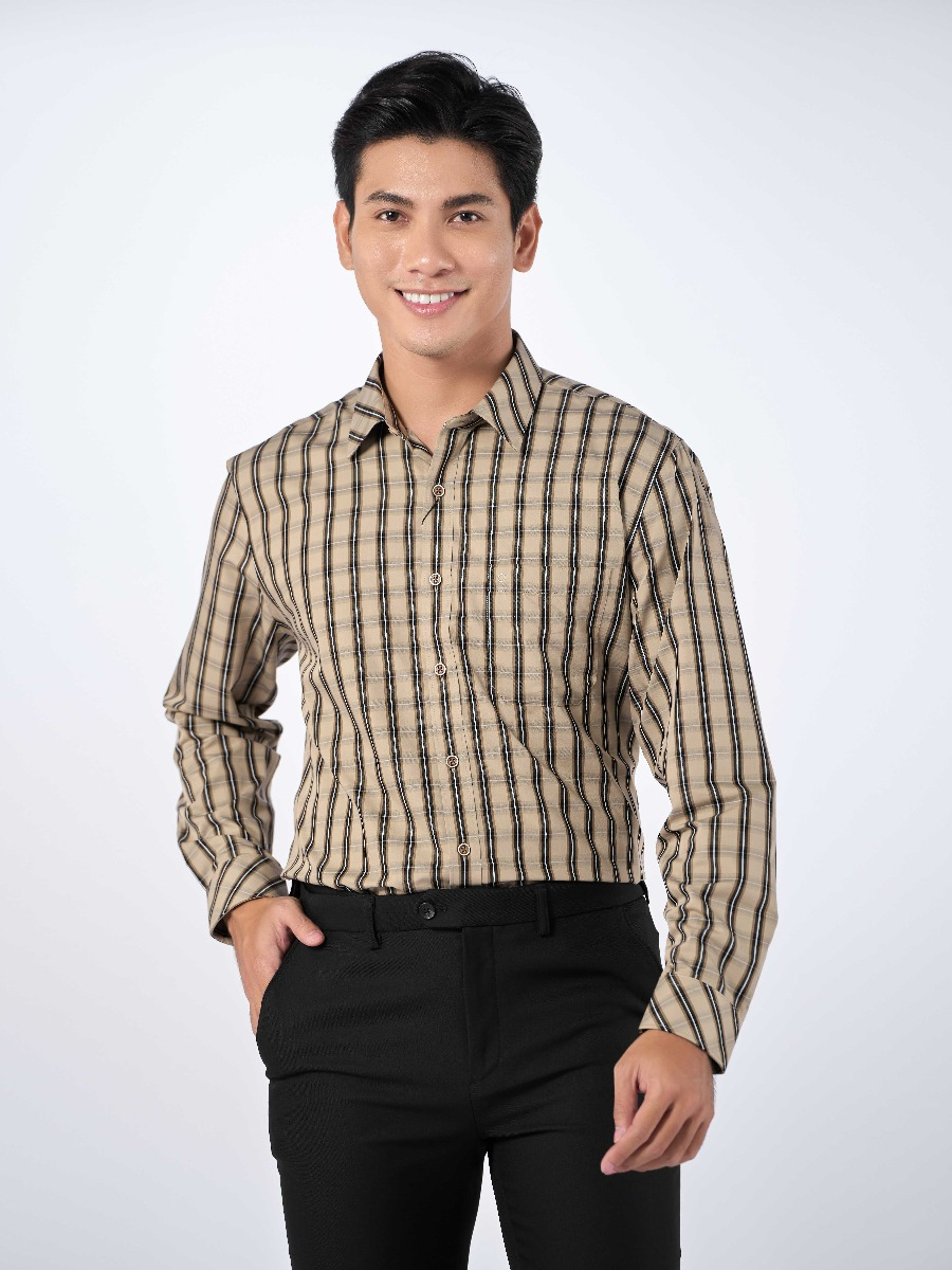 OWEN - Áo Sơ mi dài tay Owen Regularfit chất Cafe kẻ ca rô nâu be 220871