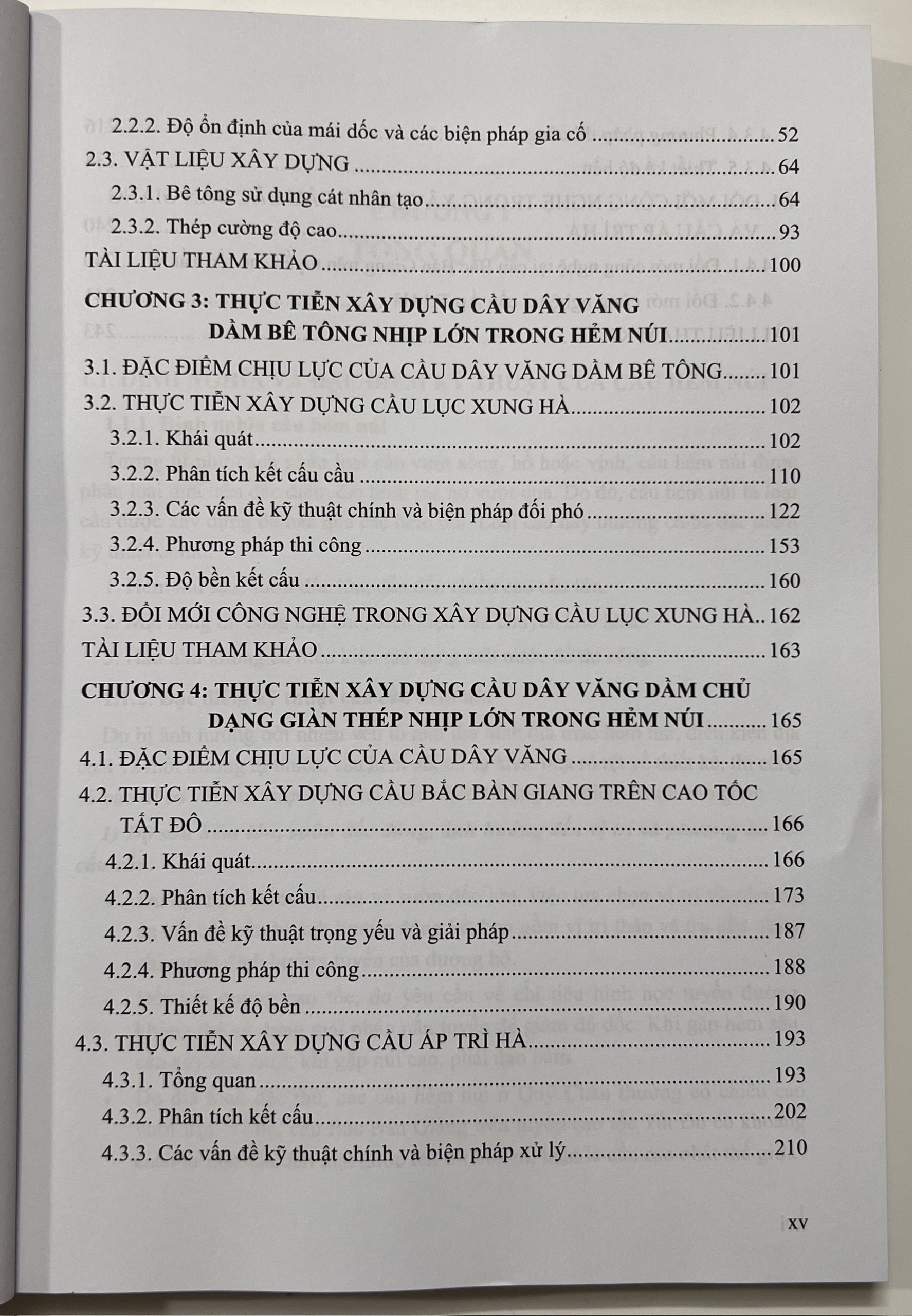 Sách - Xây Dựng Và Bảo Trì Cầu Dây Văng Nhịp Lớn TRong Hẻm Núi (Tập 1)