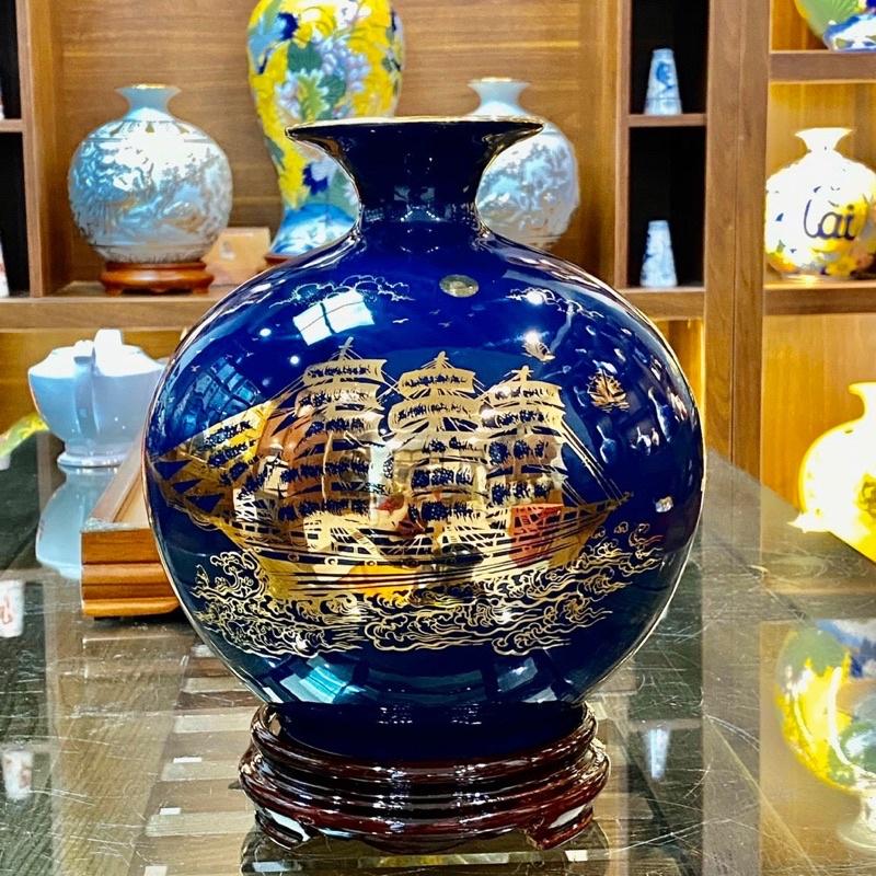 Bình hút lộc vẽ vàng kim. Gốm sứ Bát Tràng cao cấp.