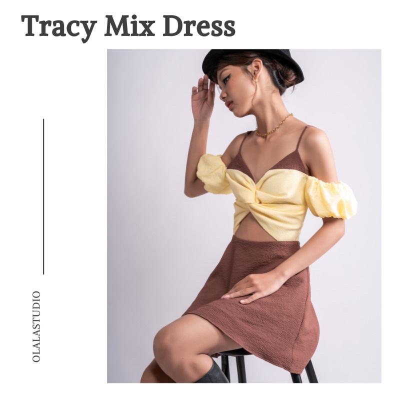 Hình ảnh OLALASTUDIO Đầm 2 dây xoắn ngực phối màu Tracy Mix Dress