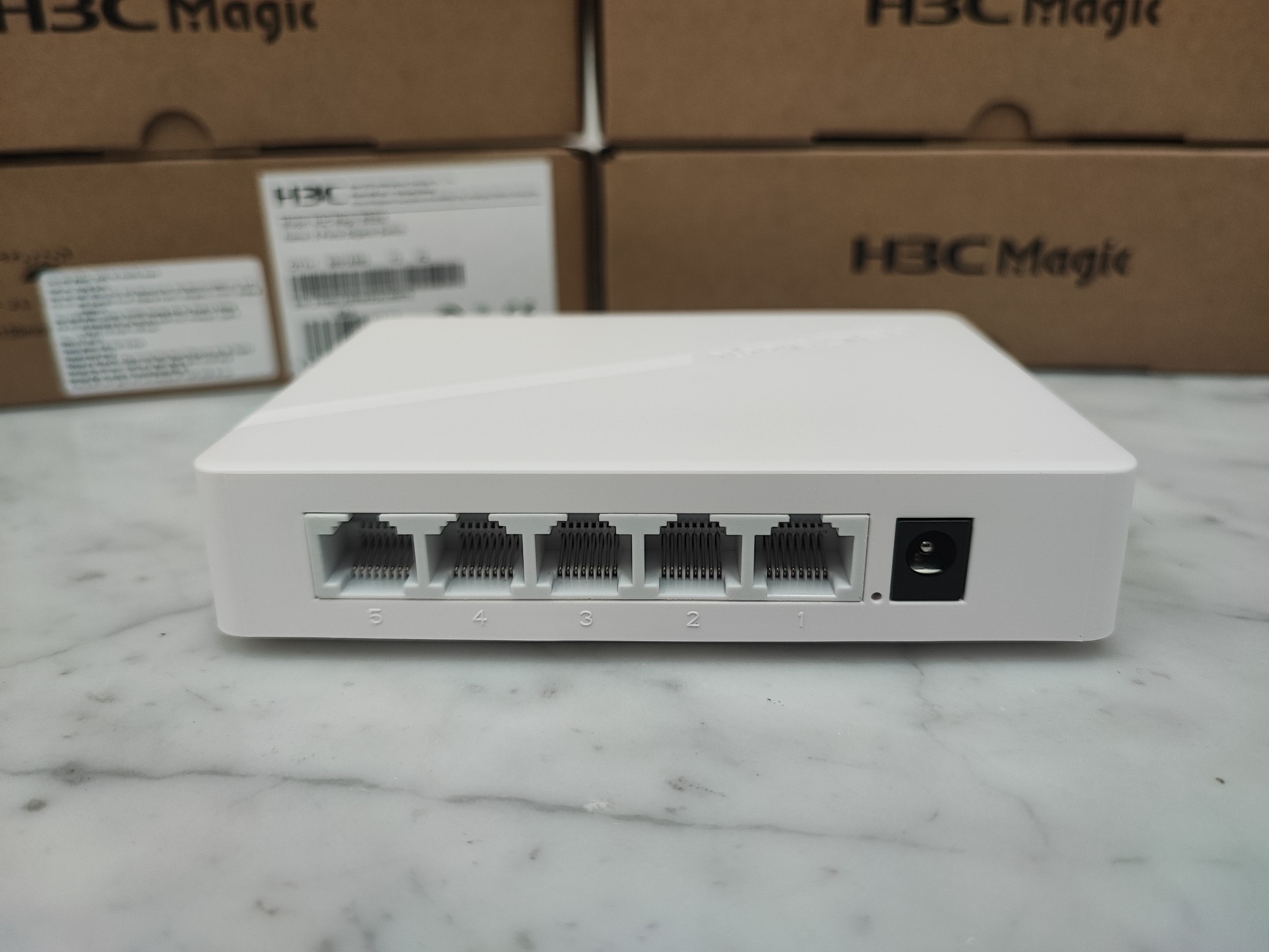 Bộ Chia Mạng Switch Để Bàn H3C BS205 Hàng Chính Hãng 5 Cổng Gigabit