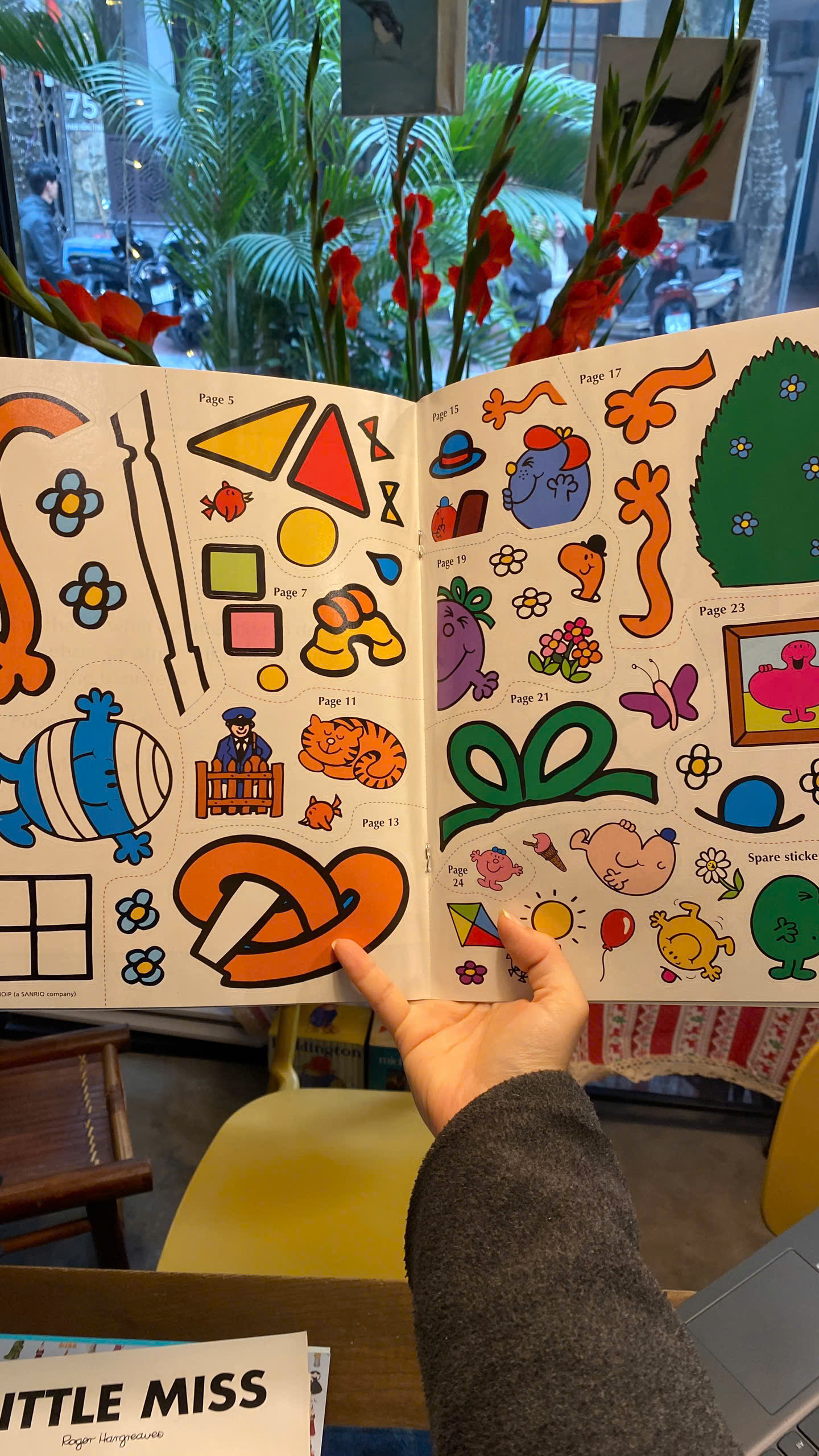 Sách - Mr. Tickle in a Tangle: Sticker Storybook by Roger Hargreaves | Children's Activity Book