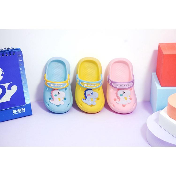 Dép Sục Hè Khủng Long Cho Bé