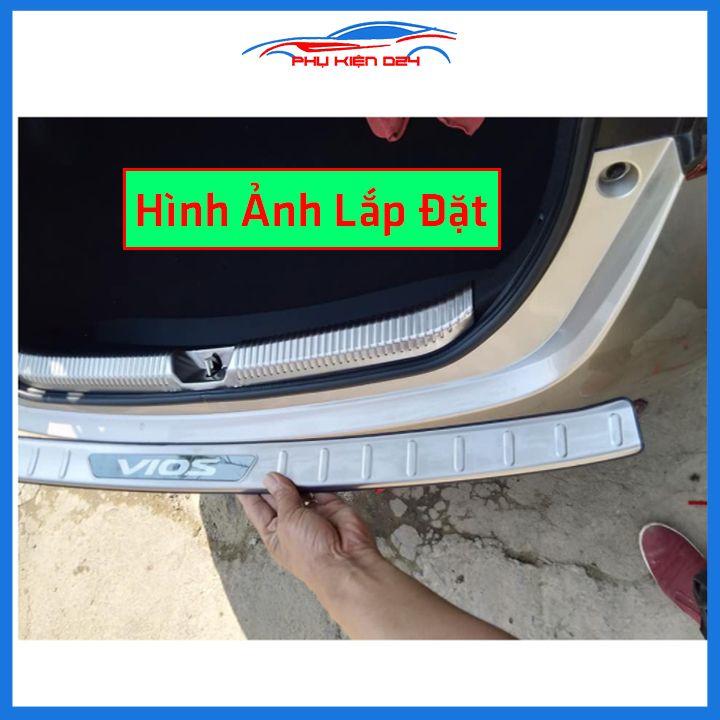 Ốp chống trầy cốp Vios 2019-2020-2021-2022 inox sáng bóng bảo vệ xe chống va đập