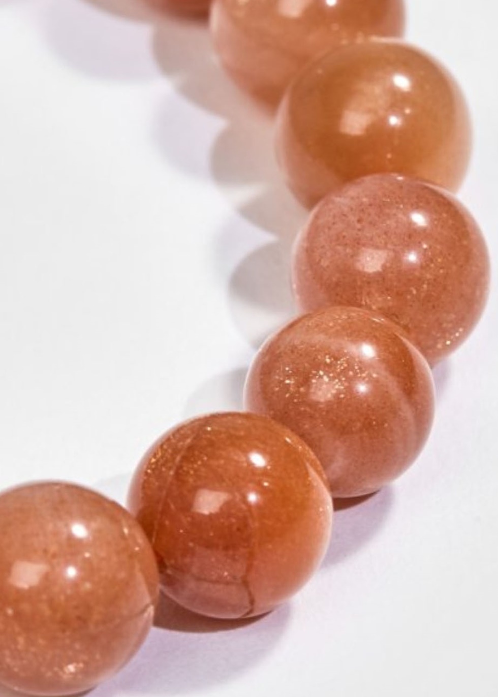 Lắc Tay Đá Mặt Trời Sunstone 9MM Kèm Giấy Kiểm Định PNJ