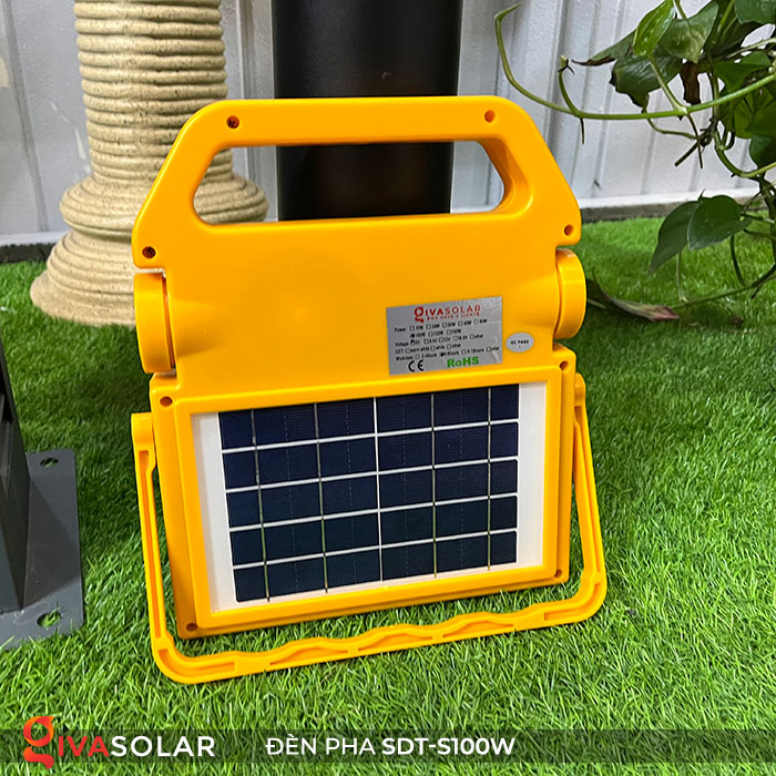 Đèn pha sạc điện & Solar kết nối được bluetooth GIVASOLAR SDT-100W