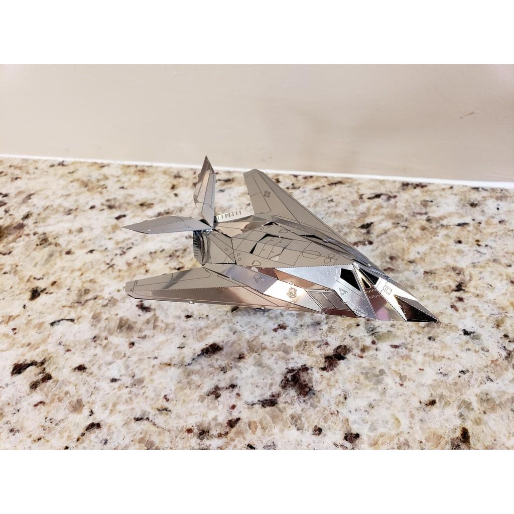 Mô Hình Lắp Ráp 3d Máy bay ném bom F-117A Nighthawk