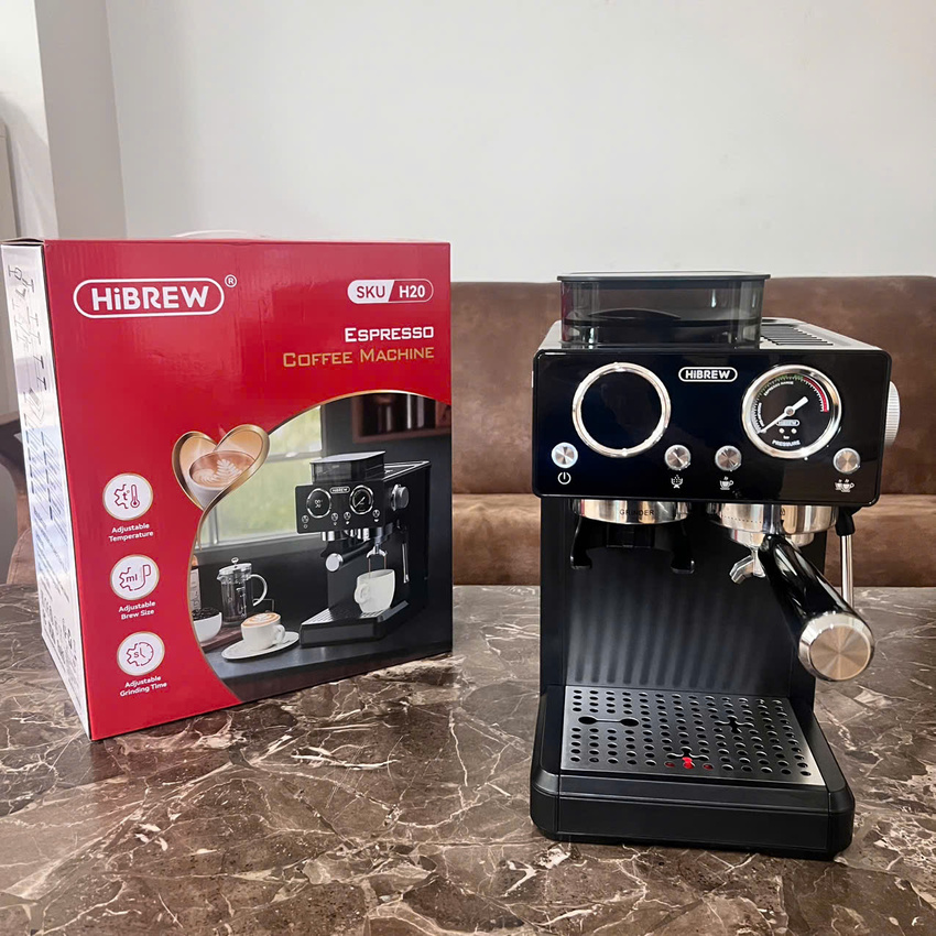 Máy pha và xay cà phê bán tự động 3 trong 1 Espresso, Cappuccino, Latte thương hiệu Mỹ cao cấp HiBREW H20 - Công suất 1500W 20bar - Hàng chính hãng