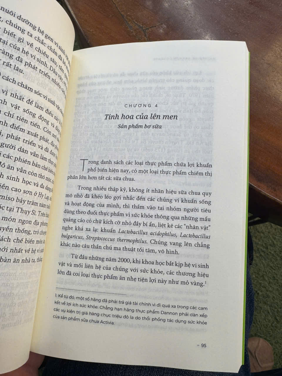 LỊCH SỬ CỦA LÊN MEN - Cách thực phẩm truyền thống nuôi dưỡng hệ vi sinh - Katherine Harmon Courage - Trần Thị Thu Phương dịch – Omega Plus
