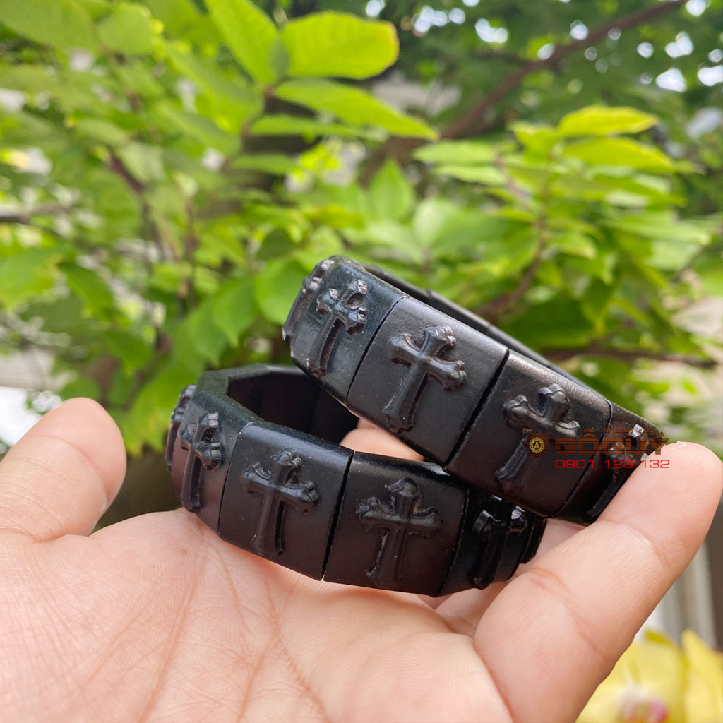 Vòng tay Công giáo hoạ tiết Thánh giá gỗ mun đen