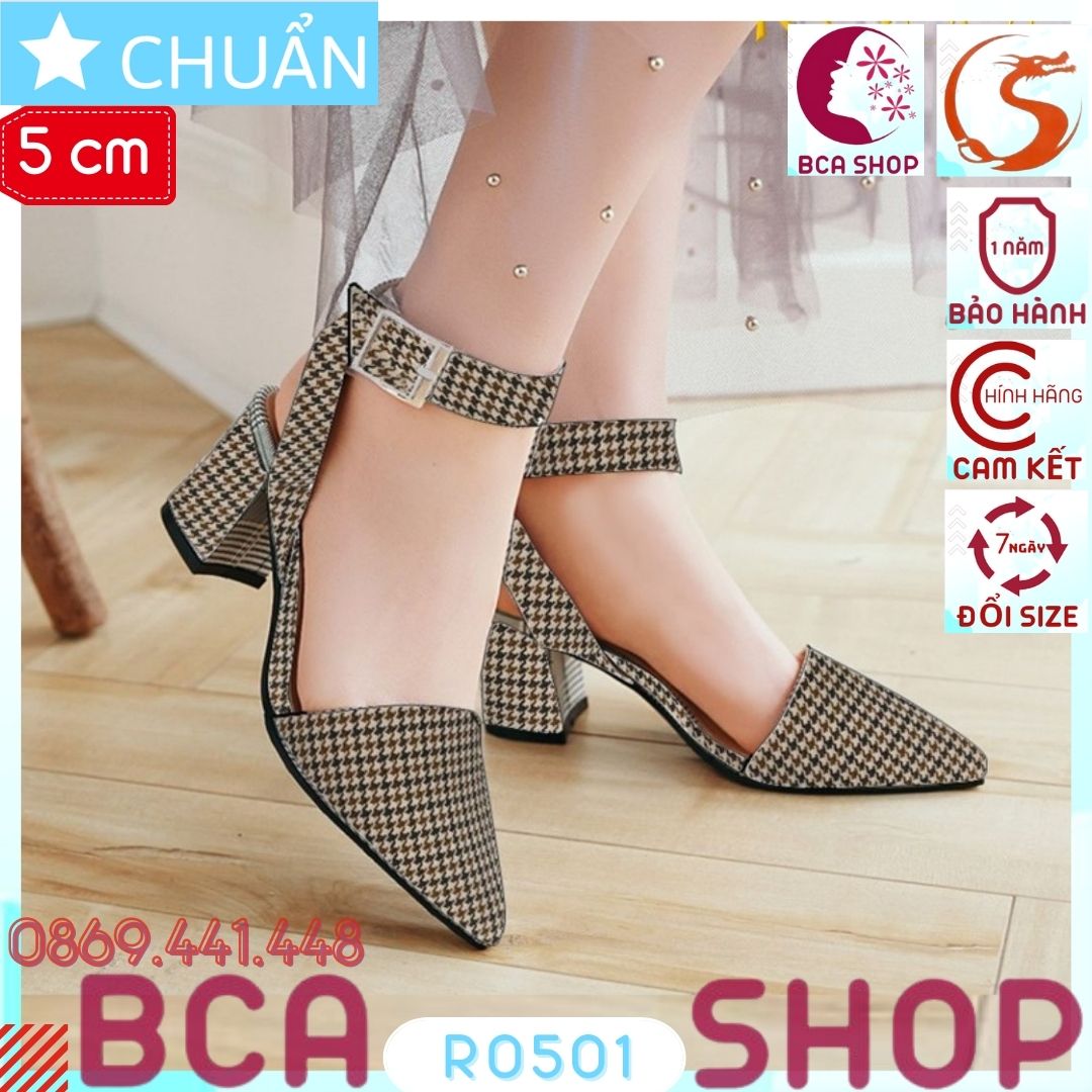 Giày cao gót nữ 5p RO501 ROSATA tại BCASHOP bít mũi, quay ôm cổ chân, ca rô nhí thời trang và sành điệu