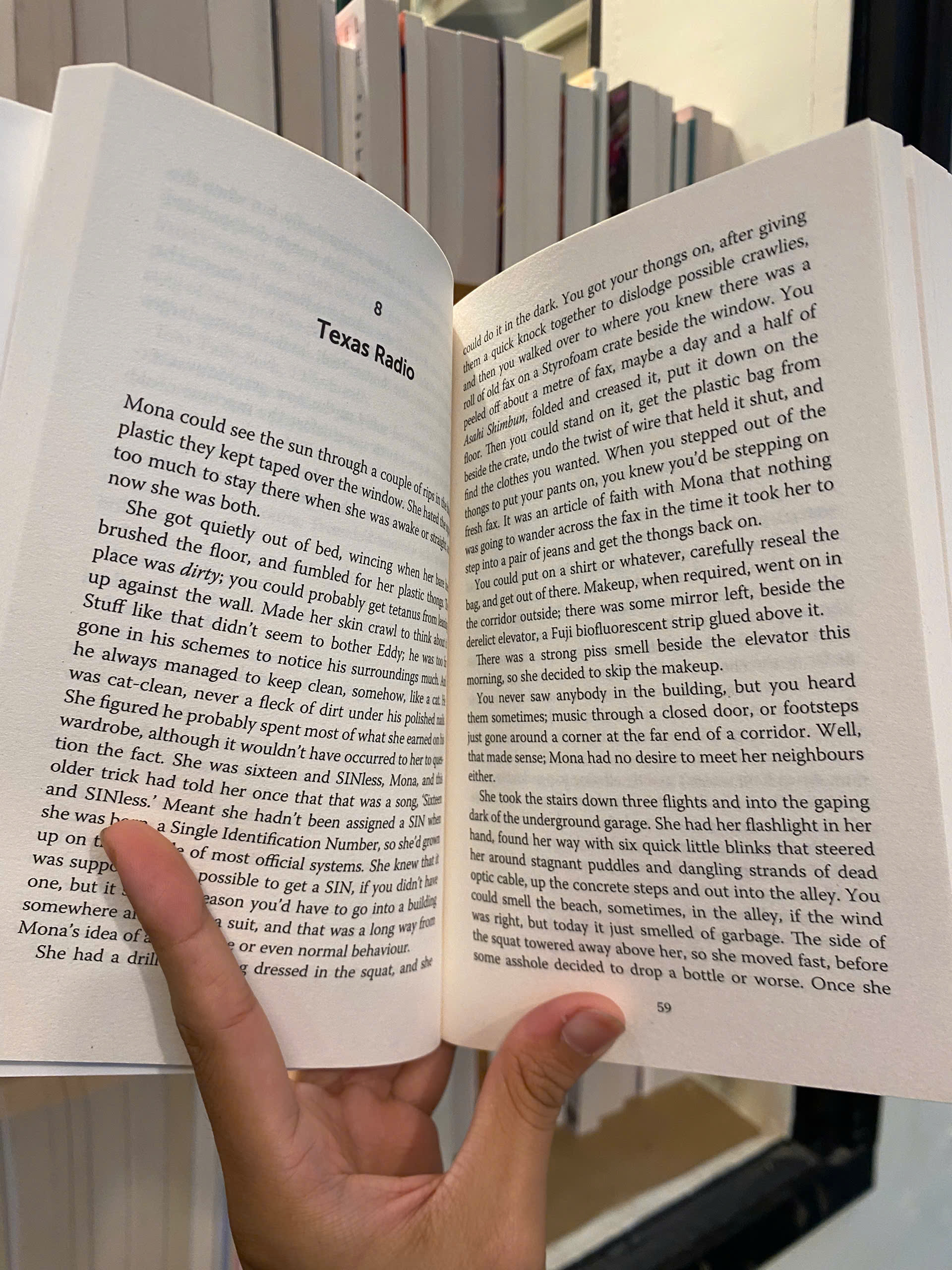 Sách - Mona Lisa Overdrive by William Gibson  - Tiểu thuyết tiếng Anh/ English Science Fiction