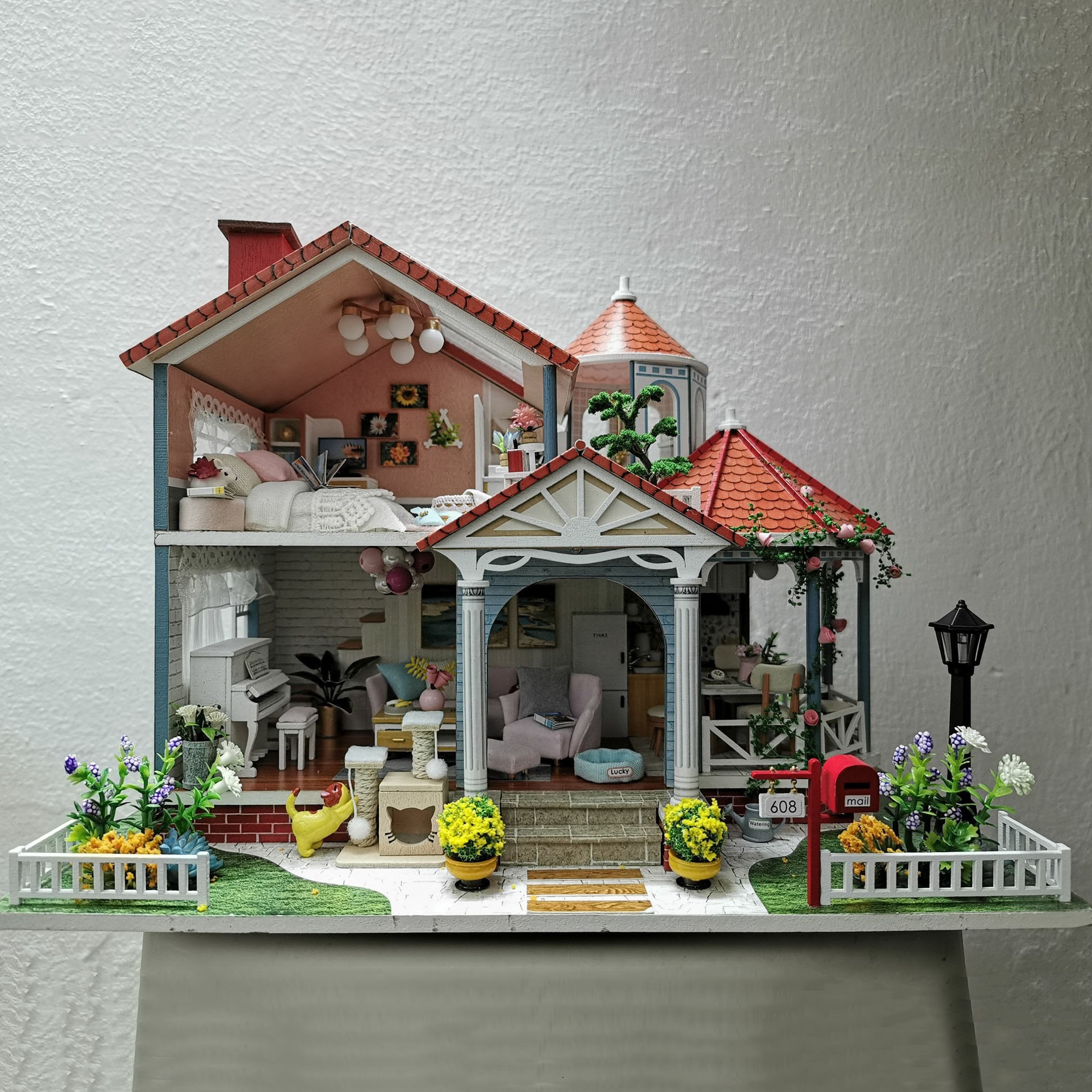 Mô hình nhà DIY Doll House Coloured Glaze Time Kèm Mica Chống bụi