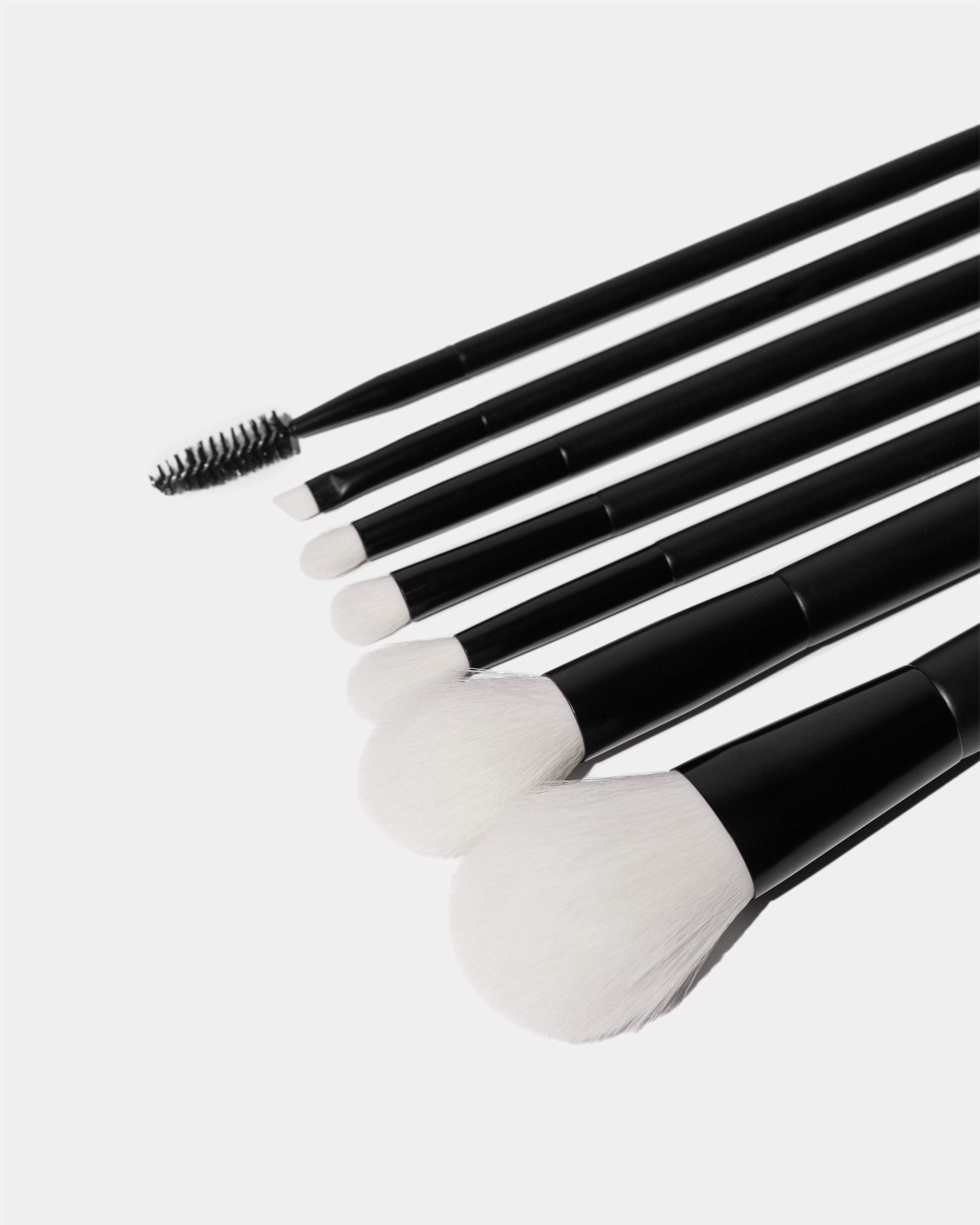 Bộ 7 Cọ Trang Điểm Đa Năng Cho Mặt Và Mắt Brush Tube Makeup Set (Black)