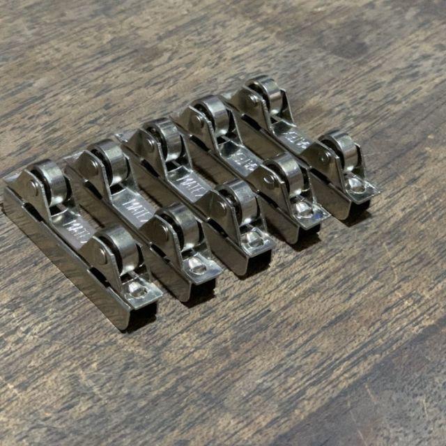 Compo 10 Bánh xe đôi cửa tủ lùa