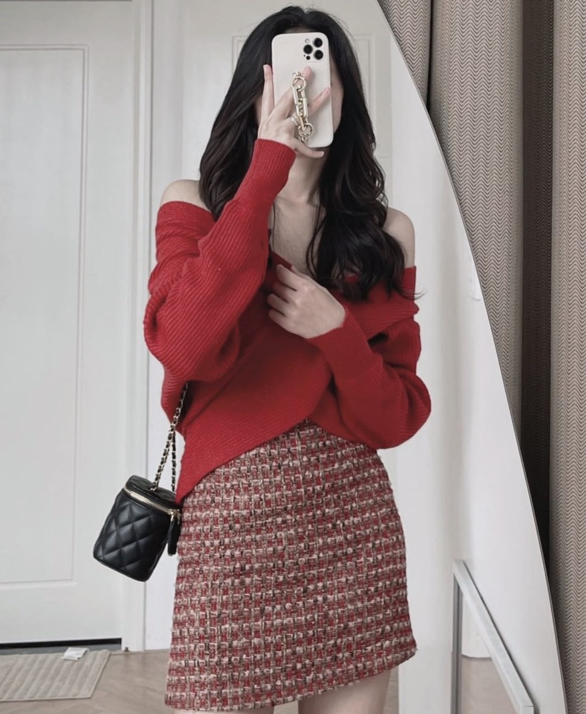 SET ÁO CROPTOP LEN TAY DÀI + CHÂN VÁY NGẮN ĐỎ GIÁNG SINH NOEL