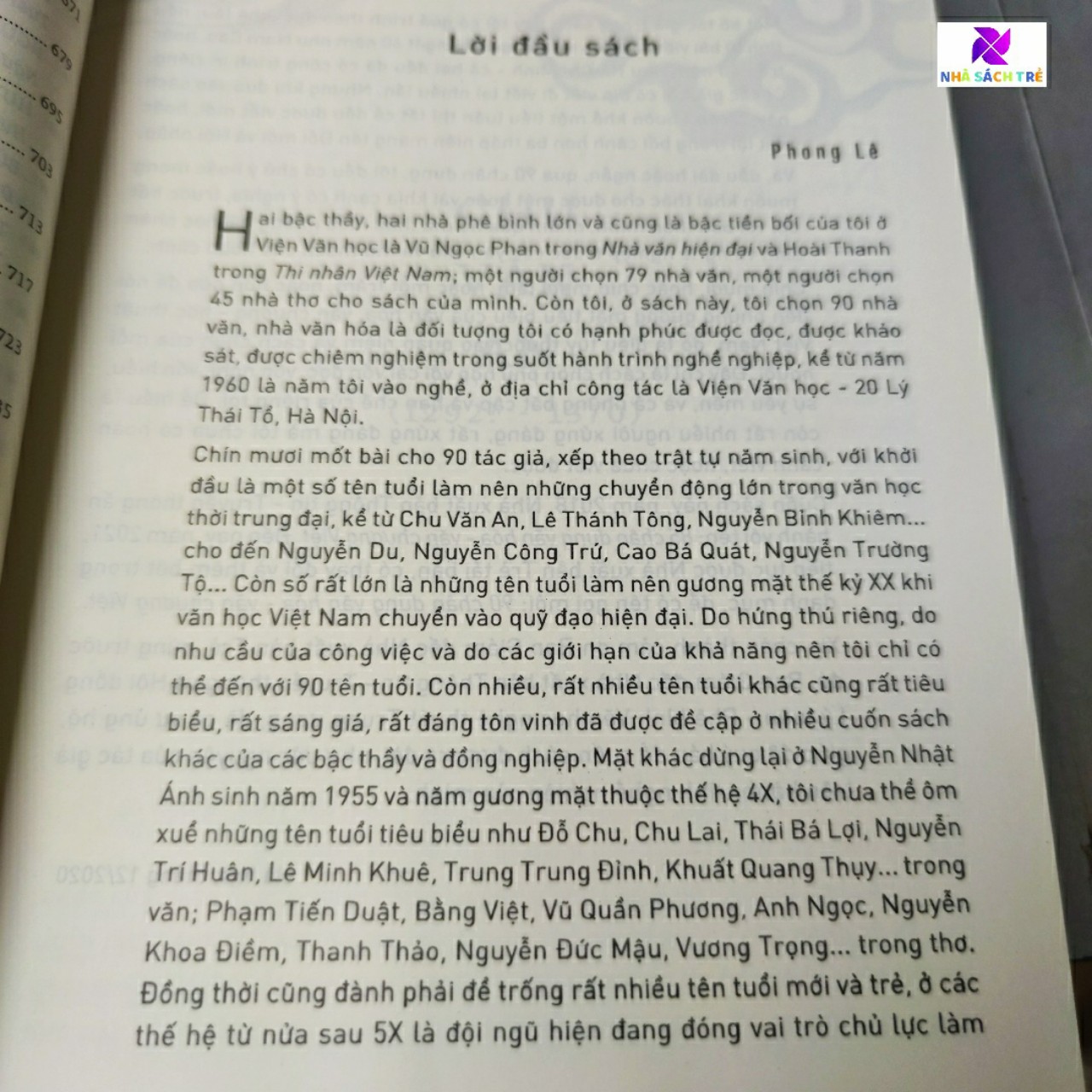 90 Chân Dung Văn Hoá Văn Chương Việt - Cuốn sách là một cuộc gặp gỡ lớn của các tài tử văn nhân, một kỳ ngộ, một cuộc trình diện, một đại hội hoa đăng tưng bừng của một thời kỳ lịch sử vẻ vang - NXB Trẻ