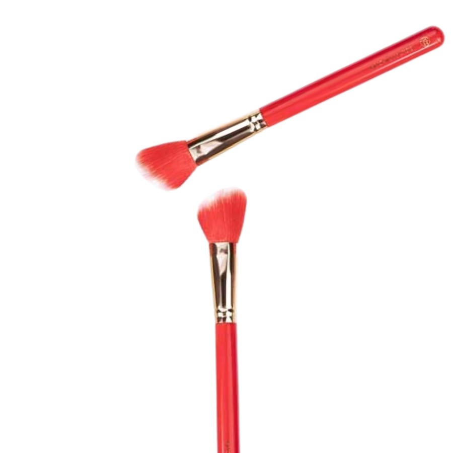 Cọ Khối Và Má Hồng Điểm Bh Cosmetics Miss Claus Fa La La Angled Contour Brush