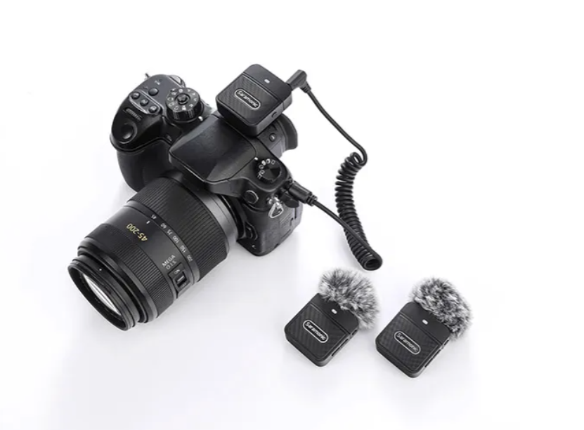 Micro Thu Âm Không Dây Saramonic Blink 100 B2 (RX+TX+TX) - Dành Cho Máy Ảnh, DSLR Điện Thoại, Laptop - Thời Lượng Pin 10h - Hàng Chính Hãng