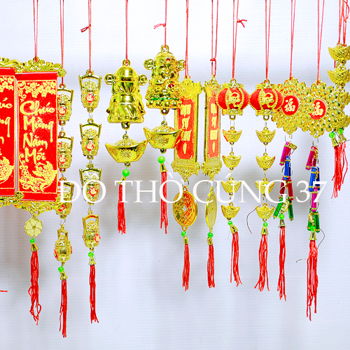 Liễn treo, trang trí mai , đào tết