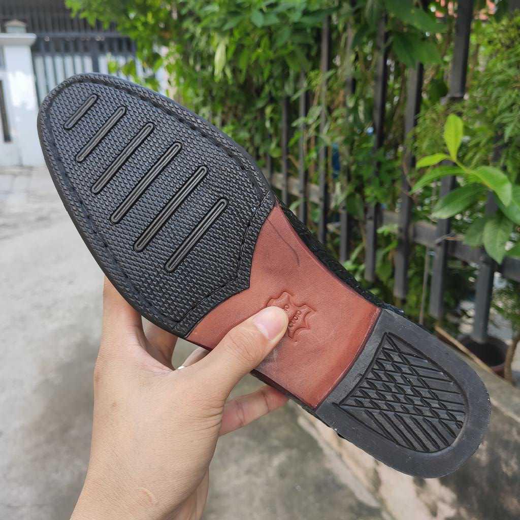 Giày tây không buộc dây. Vây đuôi cá sấu lớn đẹp đẳng cấp!
