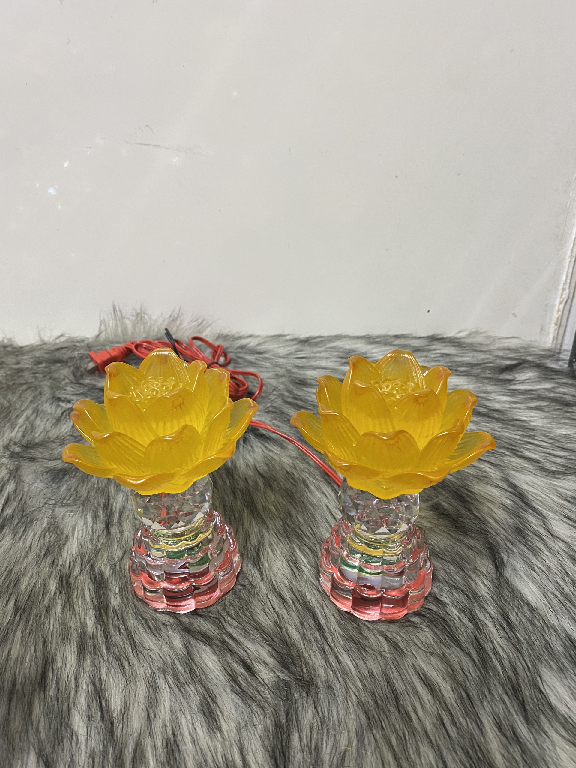 ĐÈN THỜ PHA LÊ-LƯU LY CAO CẤP 598 GIÁ BÁN 1 CẶP