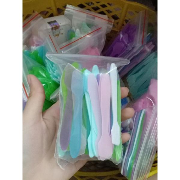 Combo 50 muỗng múc kem body