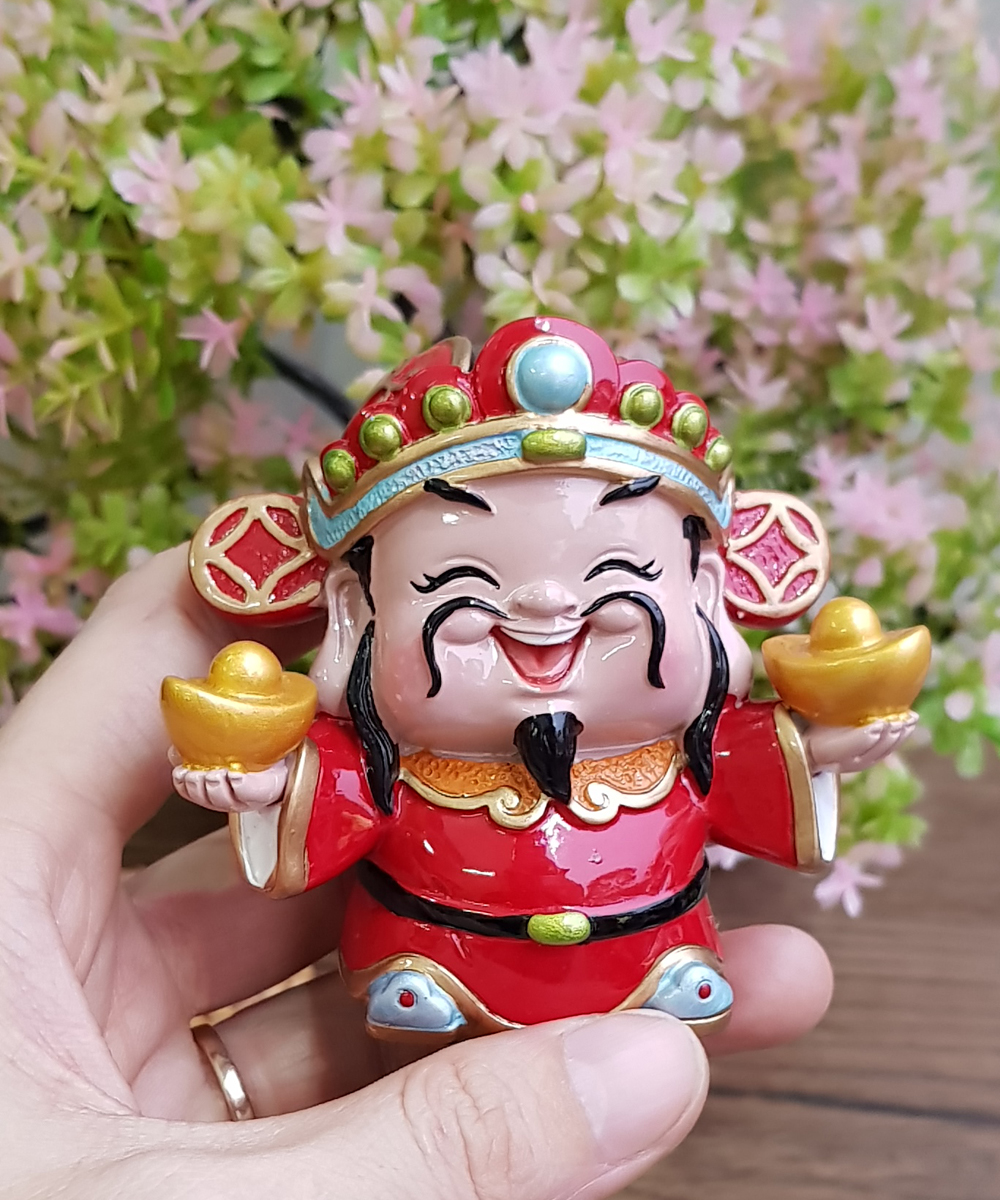 Tượng chibi Thần Tài may mắn 7cm - mẫu hai tay cầm 2 thỏi vàng