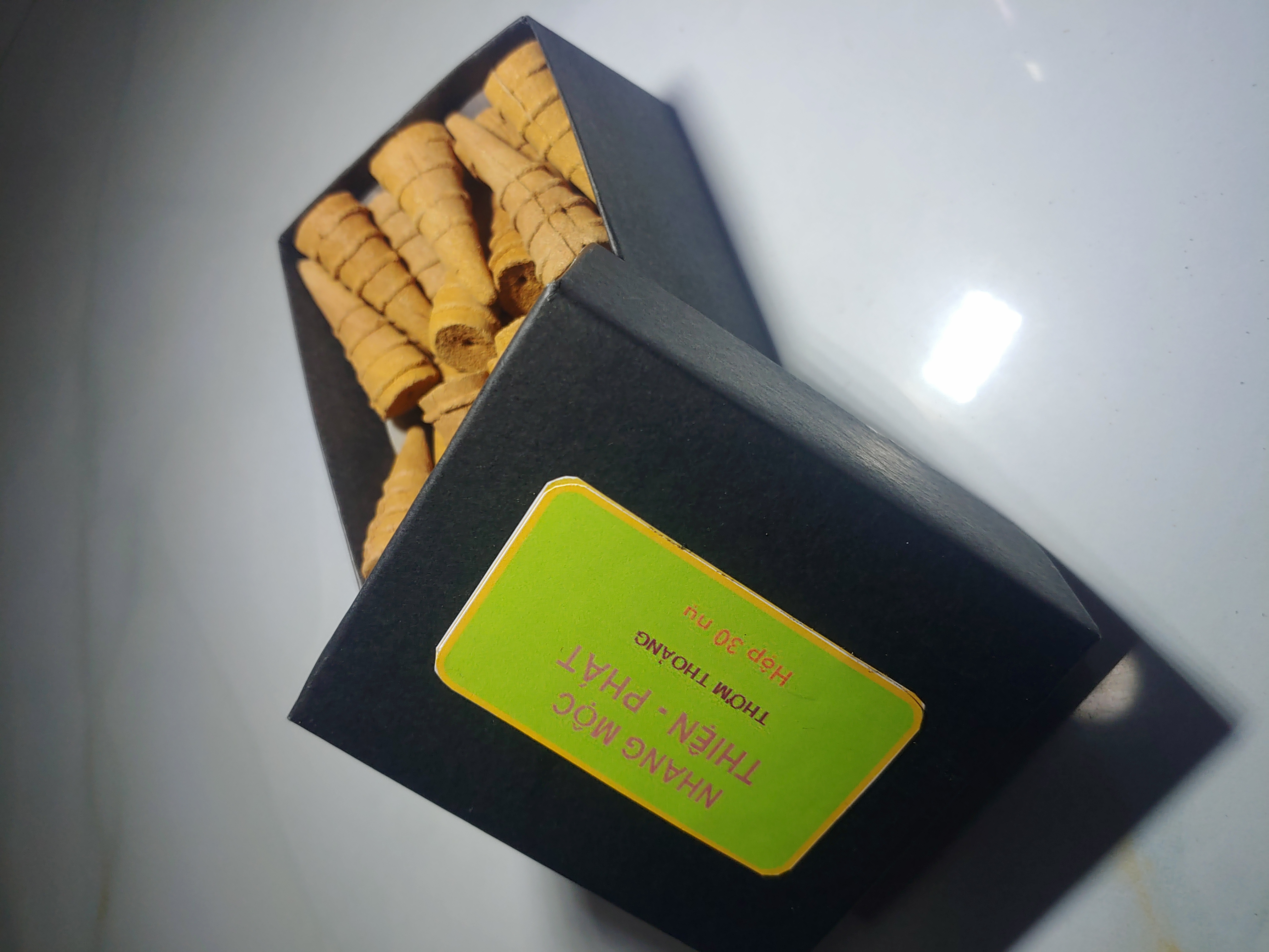 Nhang nụ trầm hương Thiện Phát