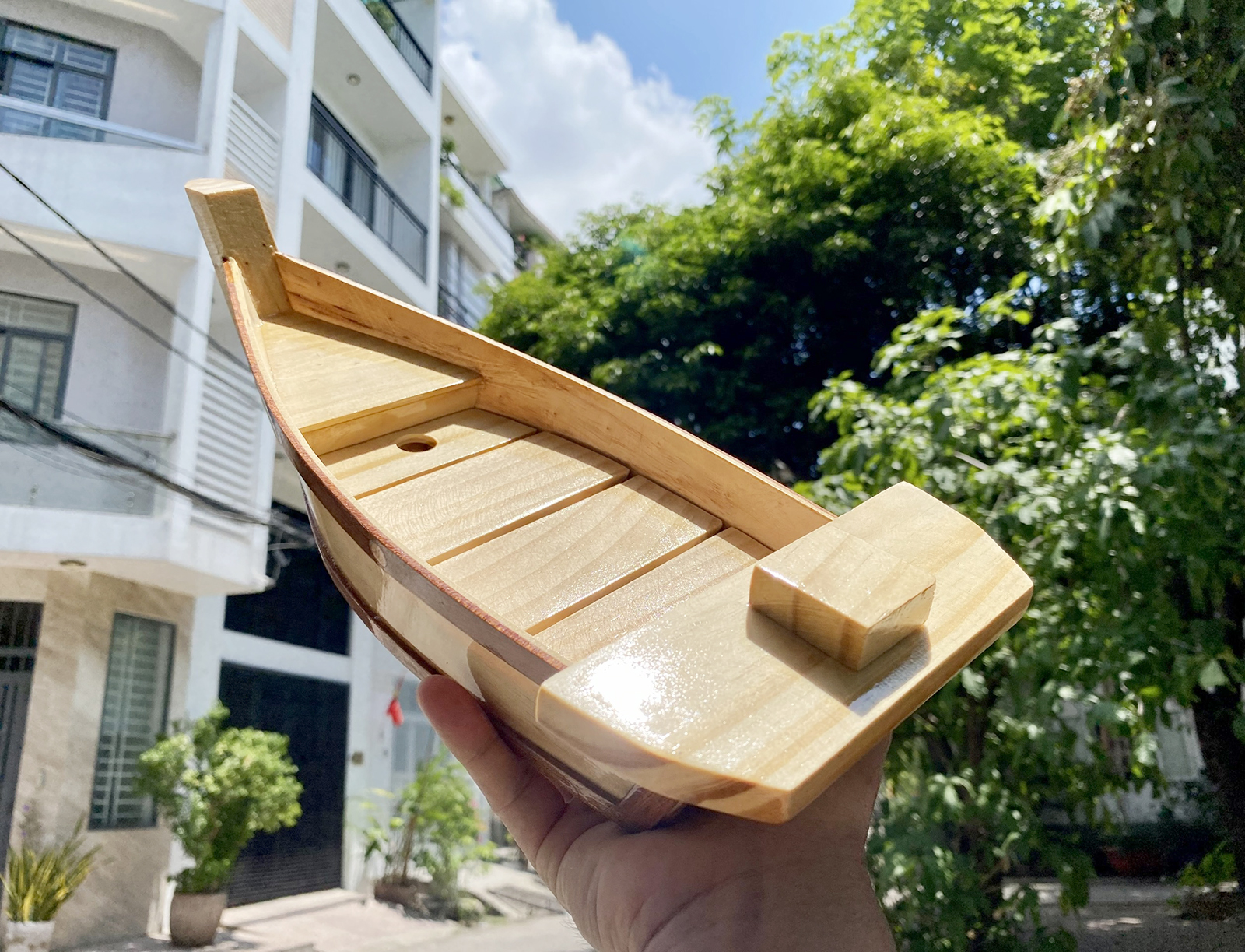 Khay thuyền gỗ Thông 35cm trang trí món ăn