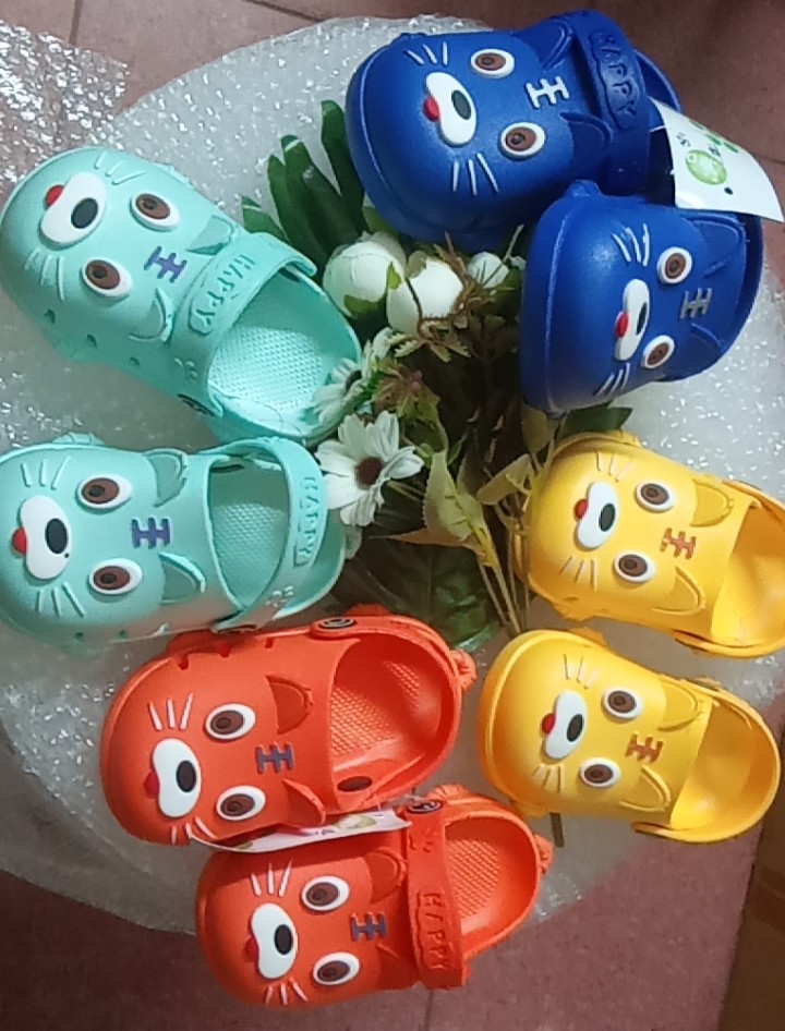 Dép, sục hình thú cực dễ thương, đi siêu êm, siêu bền cho bé trai, bé gái từ 0-3 tuổi