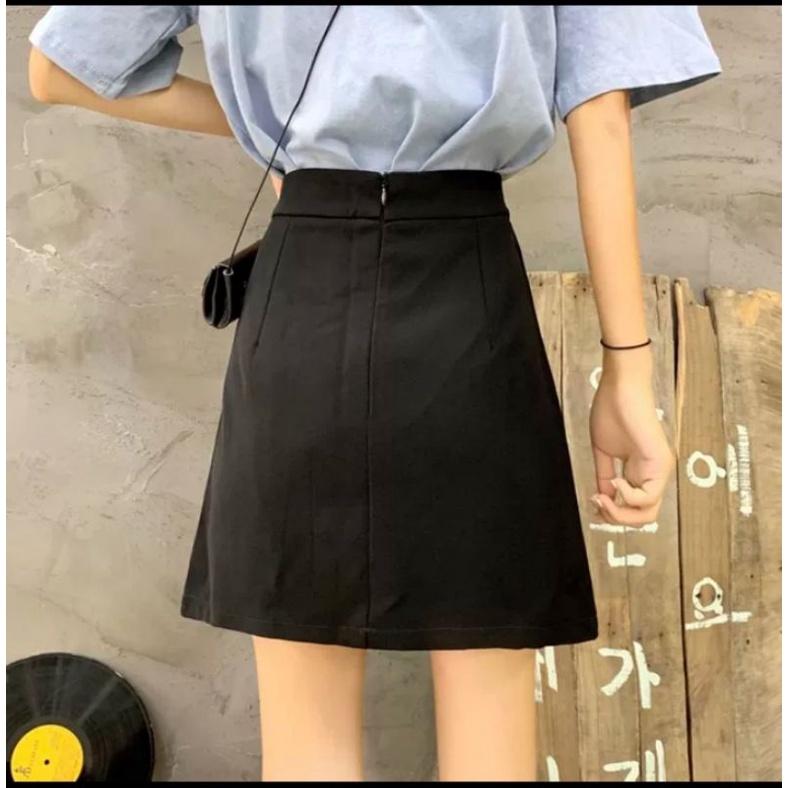 Chân váy xếp ly có quần trong C001