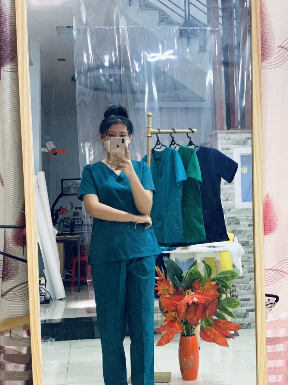 Bộ Scrubs NAM bác sĩ phòng mổ, kỹ thuật viên, hộ lý, hộ sinh, điều dưỡng bệnh viện, spa màu xanh than