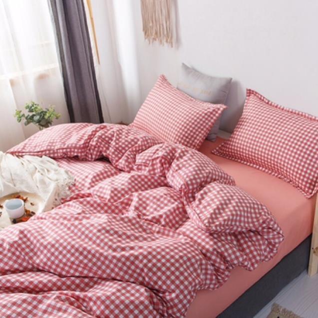 Bộ chăn ga poly cotton - mẫu kẻ ô vuông đỏ