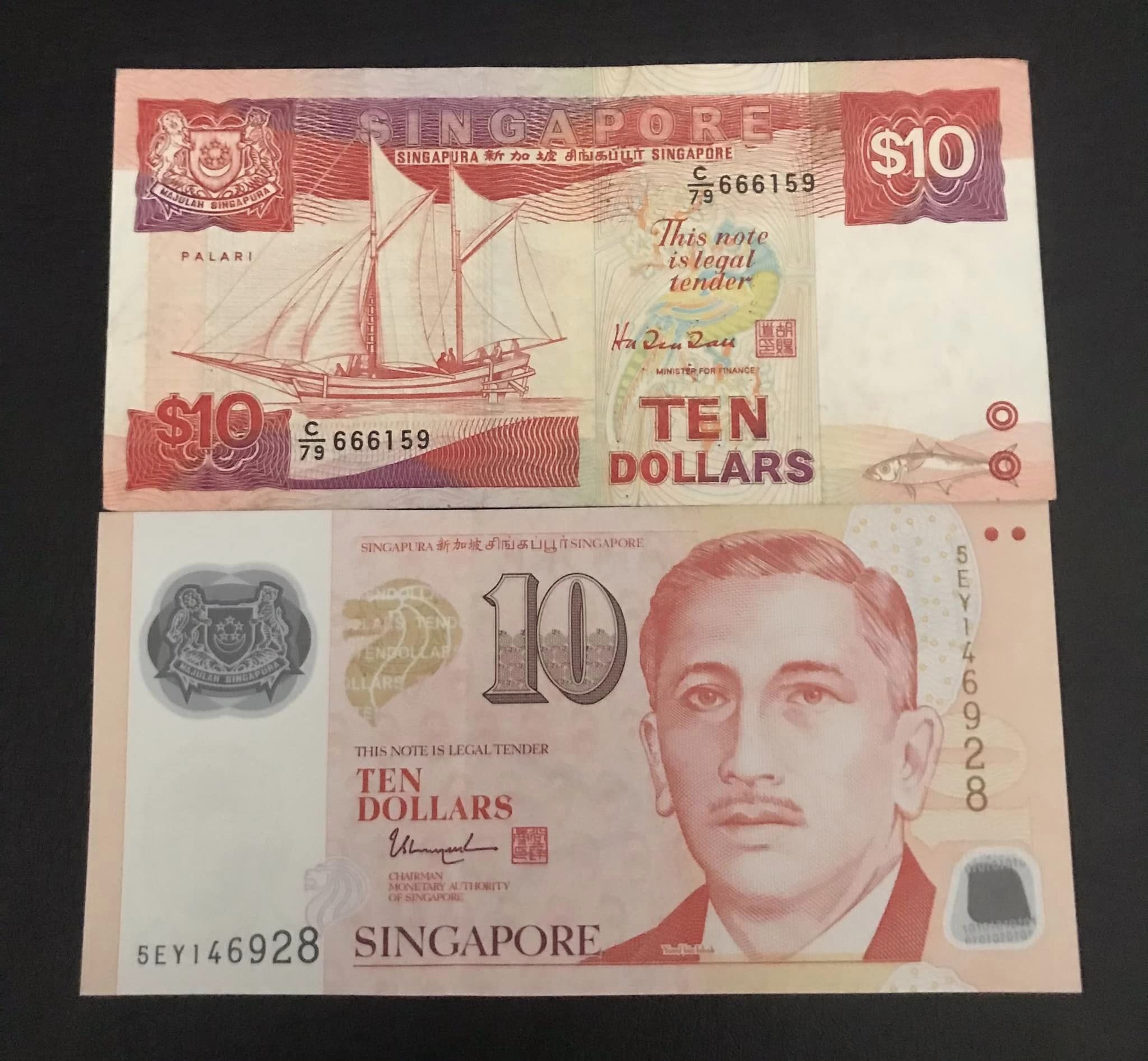 Tiền Singapore 10 dollars 2 tờ khác nhau 1 cottong 1 polymer