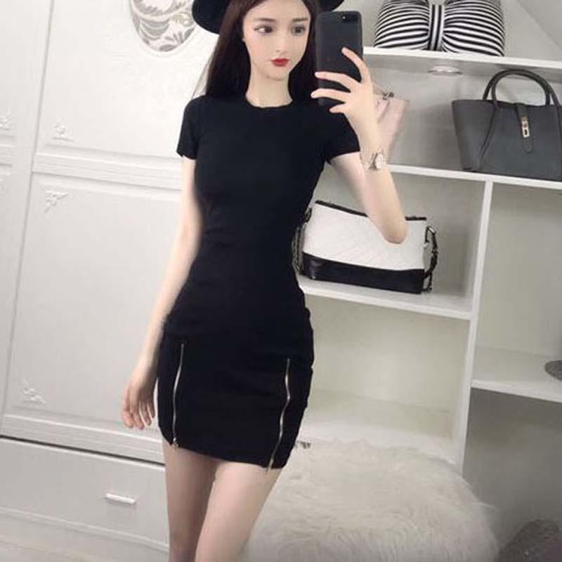 Đầm Body tay ngắn cổ tròn thiết kế màu trơn thanh lịch