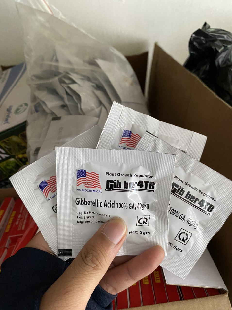 Phân bón lá Gibber 4TB GA3 dạng viên sủi 5gam nhập khẩu từ MỸ  - giúp cây trồng phát triển nhanh , đạt năng suất cao