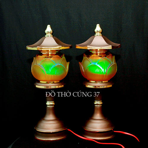 Cặp Đèn Hoa Sen Cửu Liên Thủy Lưu Ly, Chân Hợp Kim Cao 35 cm