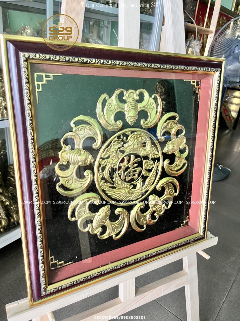 Tranh ngũ phúc lâm môn bằng đồng kt 40cm khung vân giả gỗ,nền nhung,chữ bằng đồng nguyên chất